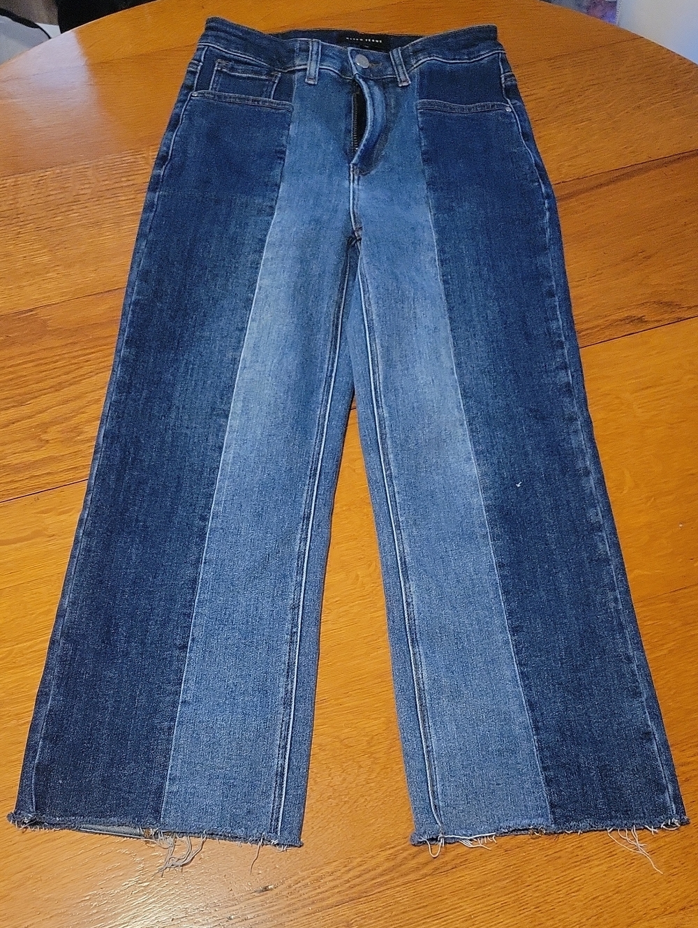 Two-Tone Blue Wide-Leg Patchwork Jeans - Women